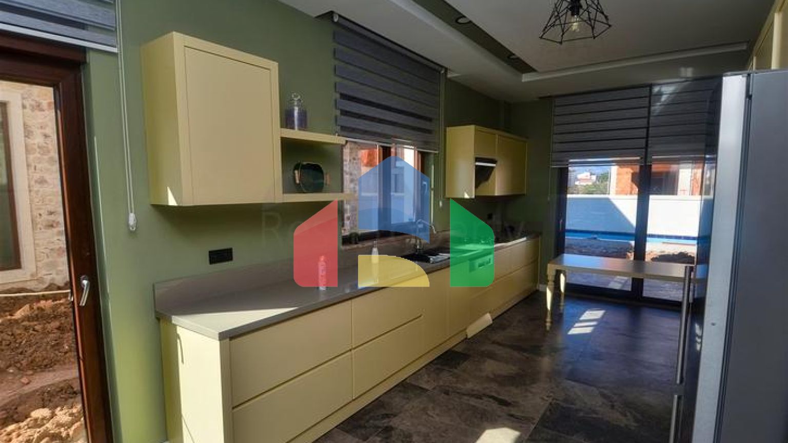 Вілли планування 4 + 1 в районі Дошемеалти - Анталія