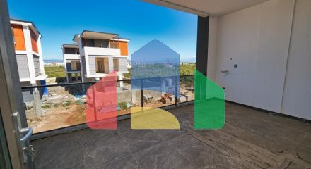 Cozy 4+1 villa in the area of Doshemealti - Antalya