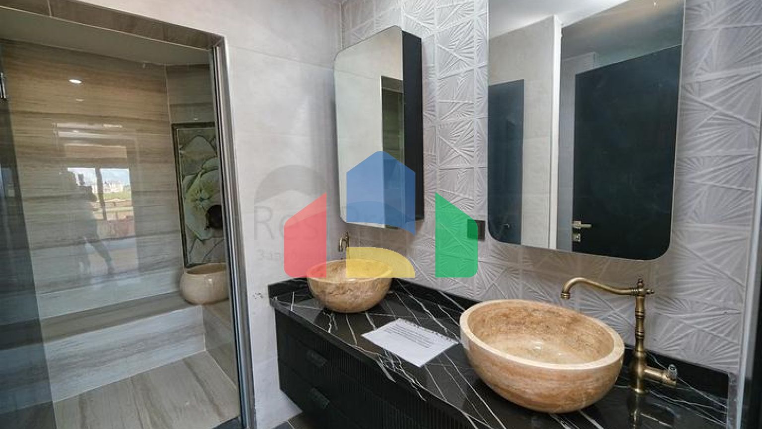 Затишна вілла планування 4 + 1 в районі Дошемеалти - Анталія