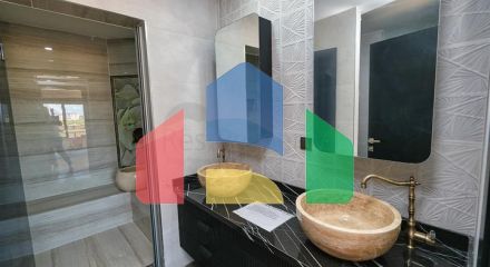 Затишна вілла планування 4 + 1 в районі Дошемеалти - Анталія