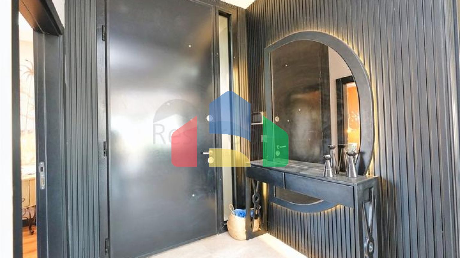 Затишна вілла планування 4 + 1 в районі Дошемеалти - Анталія