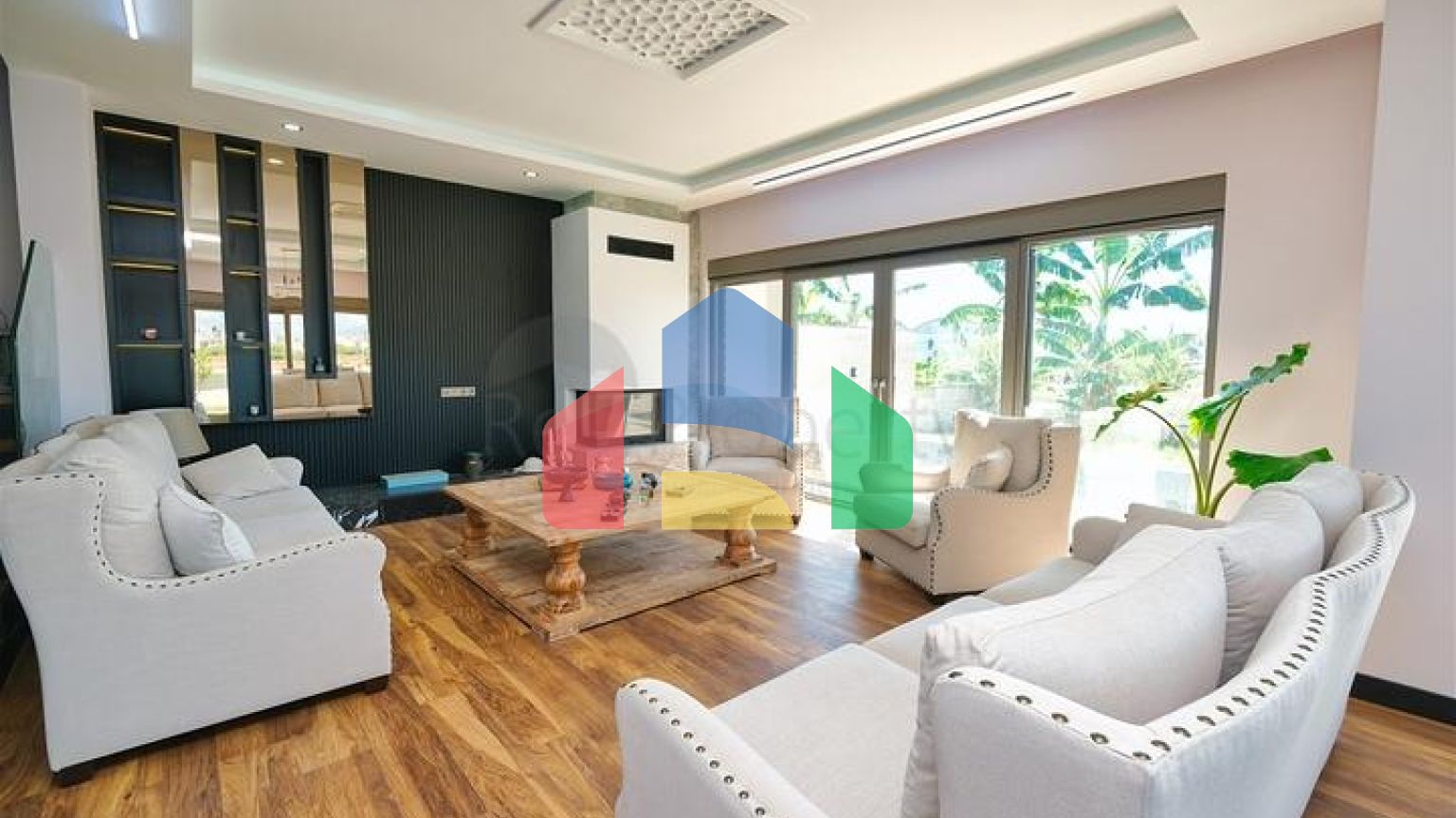 Затишна вілла планування 4 + 1 в районі Дошемеалти - Анталія