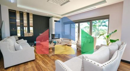 Затишна вілла планування 4 + 1 в районі Дошемеалти - Анталія