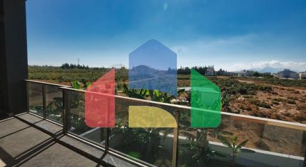 Затишна вілла планування 4 + 1 в районі Дошемеалти - Анталія