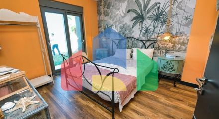 Затишна вілла планування 4 + 1 в районі Дошемеалти - Анталія