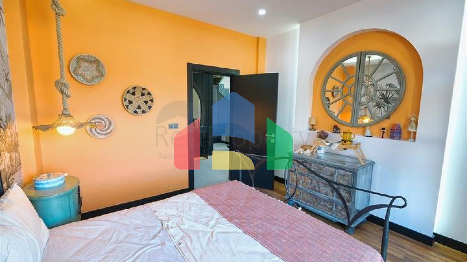 Затишна вілла планування 4 + 1 в районі Дошемеалти - Анталія