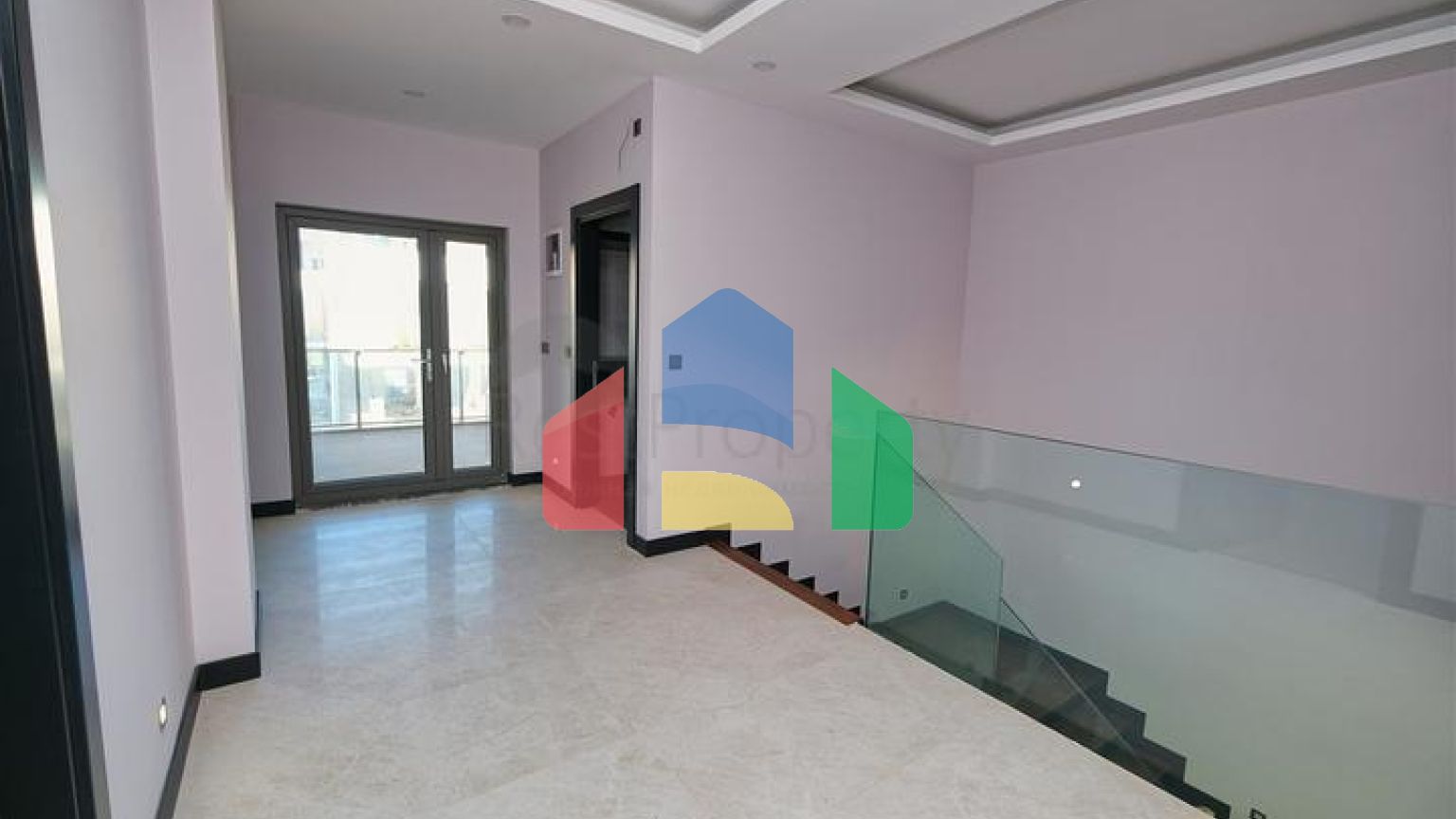 Затишна вілла планування 4 + 1 в районі Дошемеалти - Анталія