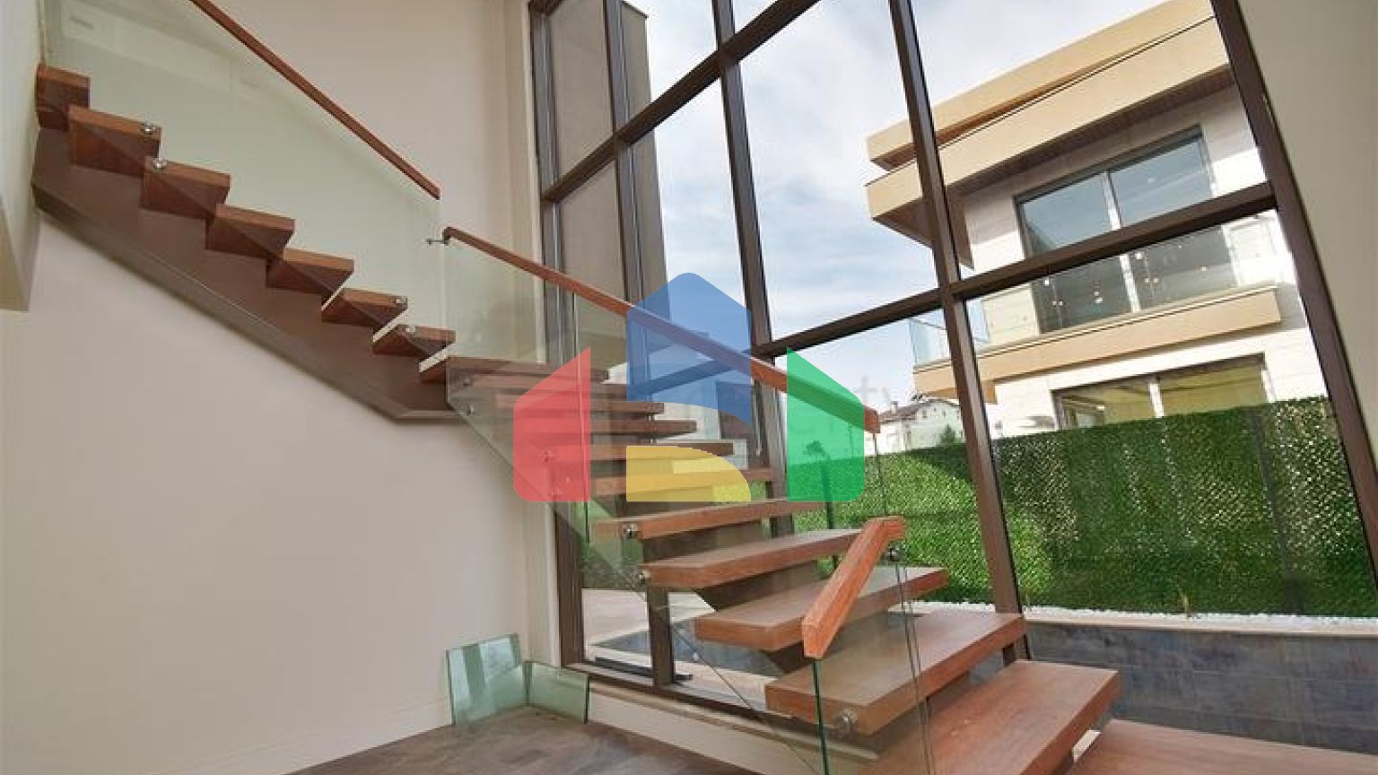 Вілла планування 4 + 1 в районі Дошемеалти - Анталія