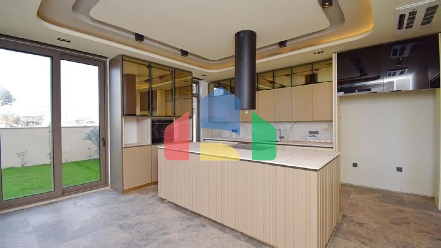 Вілла планування 4 + 1 в районі Дошемеалти - Анталія