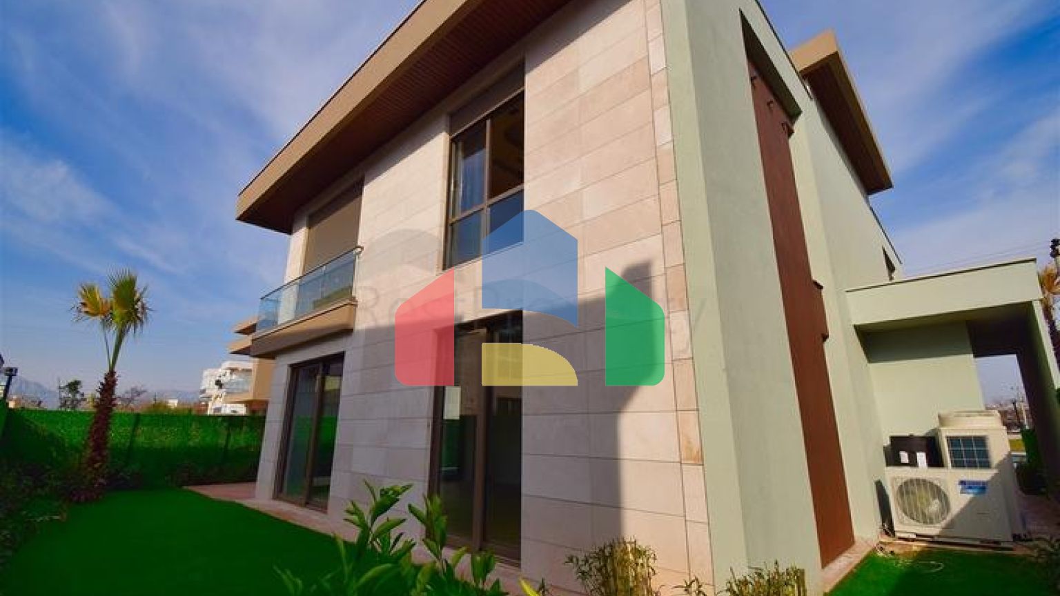 Вілла планування 4 + 1 в районі Дошемеалти - Анталія