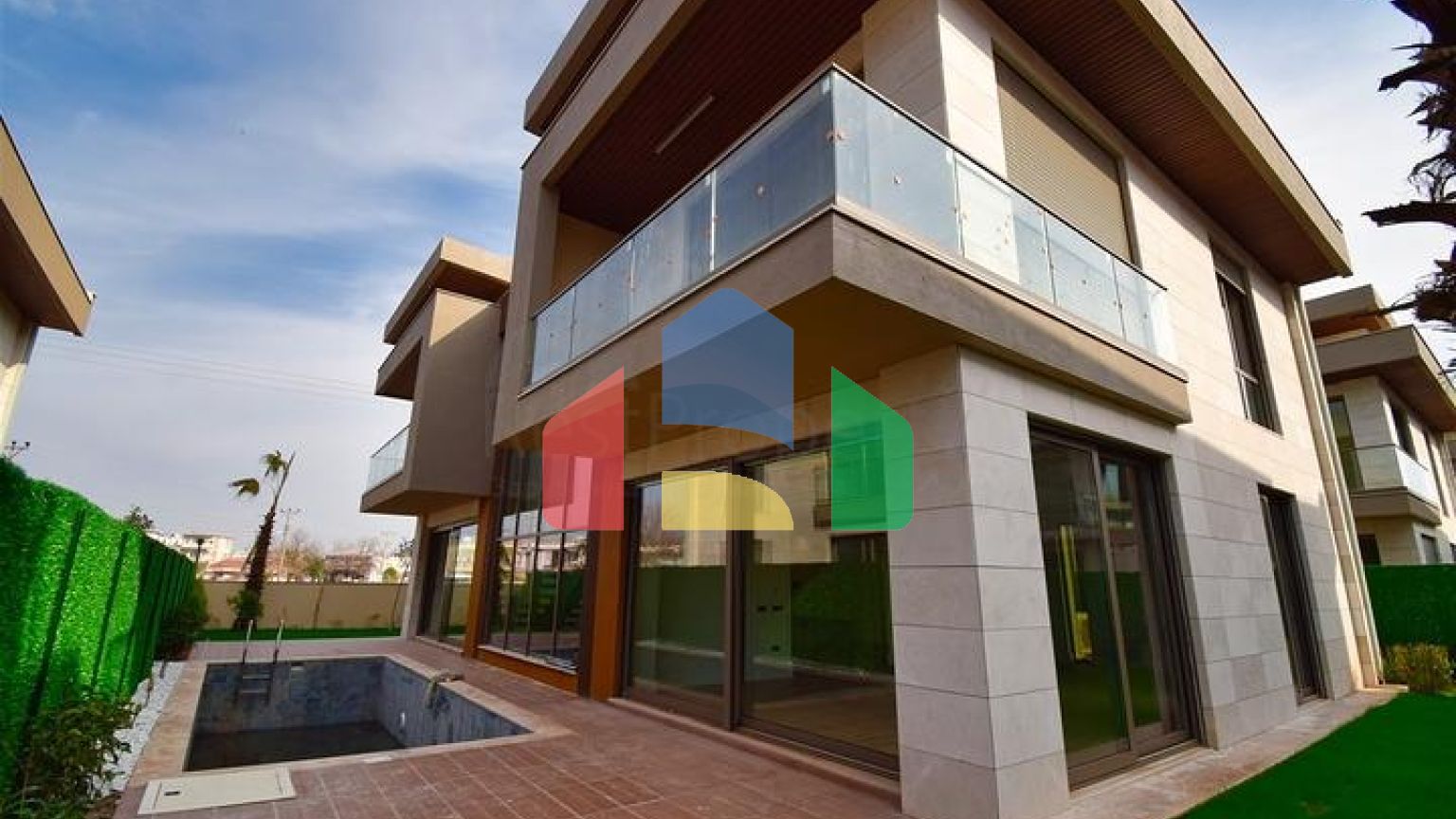 Вілла планування 4 + 1 в районі Дошемеалти - Анталія