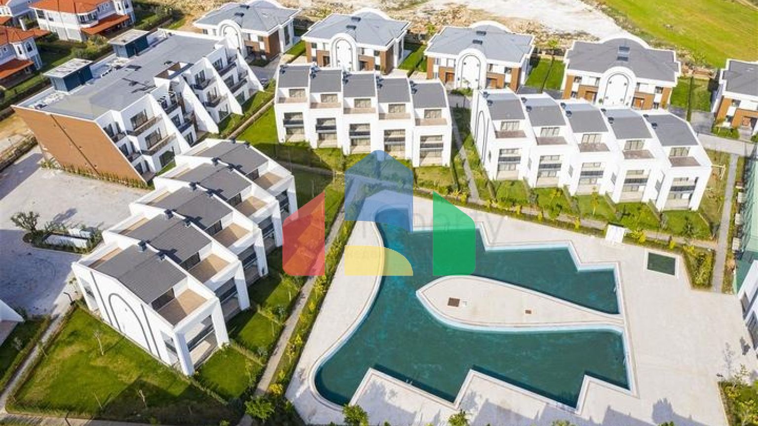 Элитный комплекс вилл в Дошемеальты Анталья