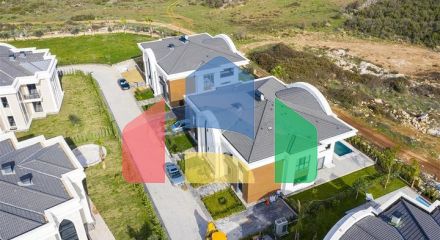 Элитный комплекс вилл в Дошемеальты Анталья