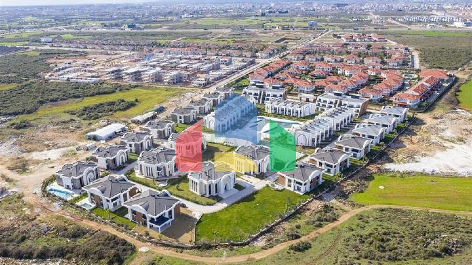 Элитный комплекс вилл в Дошемеальты Анталья