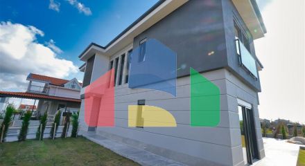Вілла планування 5 + 1 в районі Дошемеалти - Анталія