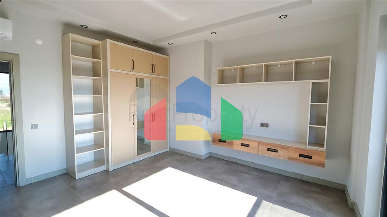 Вілла планування 5 + 1 в районі Дошемеалти - Анталія