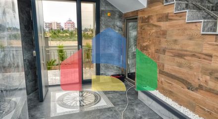 Будівля, що має 4 квартири в районі Дошемеалти-Анталія