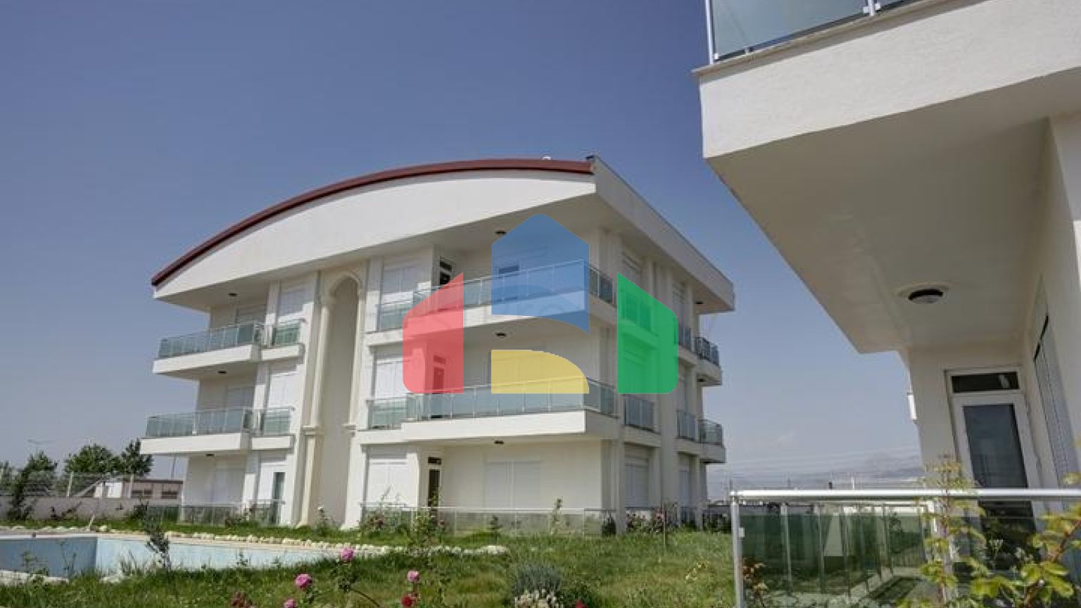 Готові квартири 2 + 1 в комплексі в районі Дошемеальти Анталья