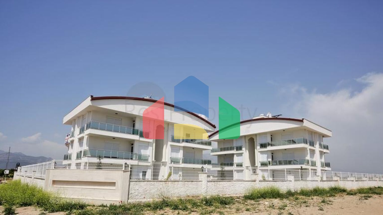 Готові квартири 2 + 1 в комплексі в районі Дошемеальти Анталья