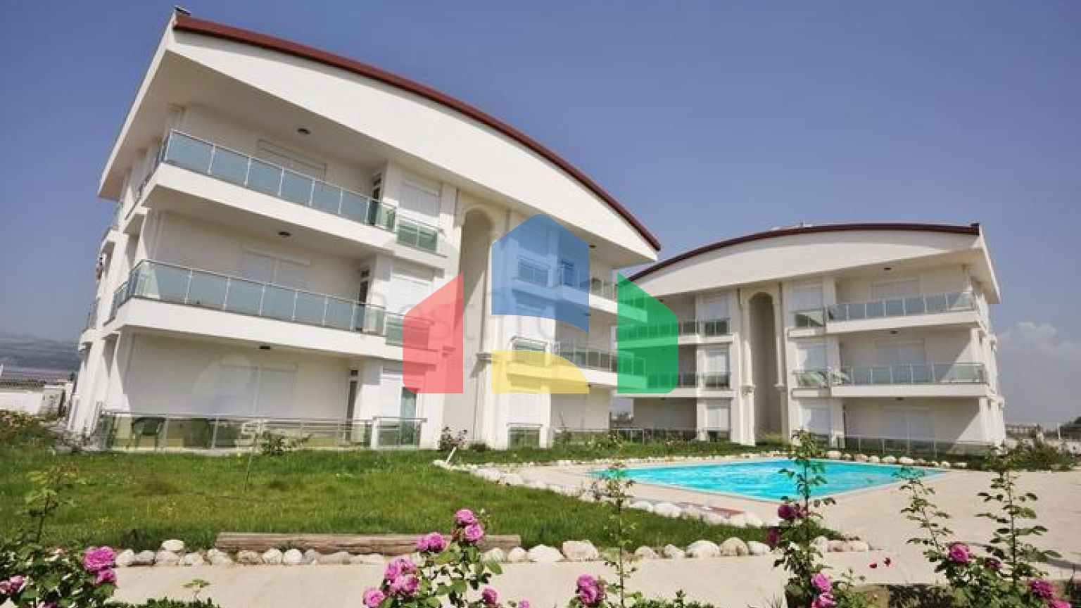 Готові квартири 2 + 1 в комплексі в районі Дошемеальти Анталья