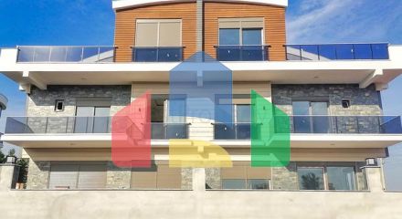 Вілла планування 7 + 1 в районі Дошемеалти - Анталія