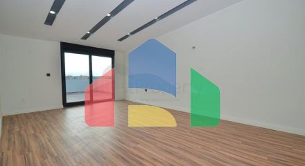 Вілла планування 7 + 2 в районі Дошемеалти - Анталія