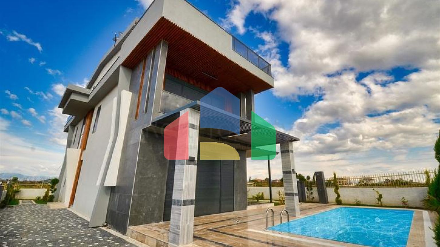 Вілла планування 7 + 2 в районі Дошемеалти - Анталія