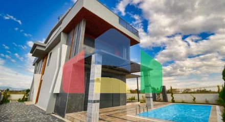 Вілла планування 7 + 2 в районі Дошемеалти - Анталія