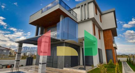 Вілла планування 7 + 2 в районі Дошемеалти - Анталія