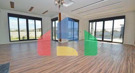 Вілла планування 7 + 2 в районі Дошемеалти - Анталія