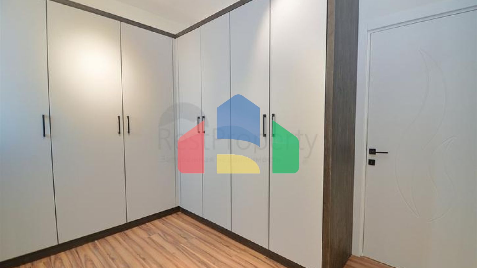 Вілла планування 7 + 2 в районі Дошемеалти - Анталія