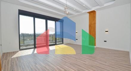 Вілла планування 7 + 2 в районі Дошемеалти - Анталія