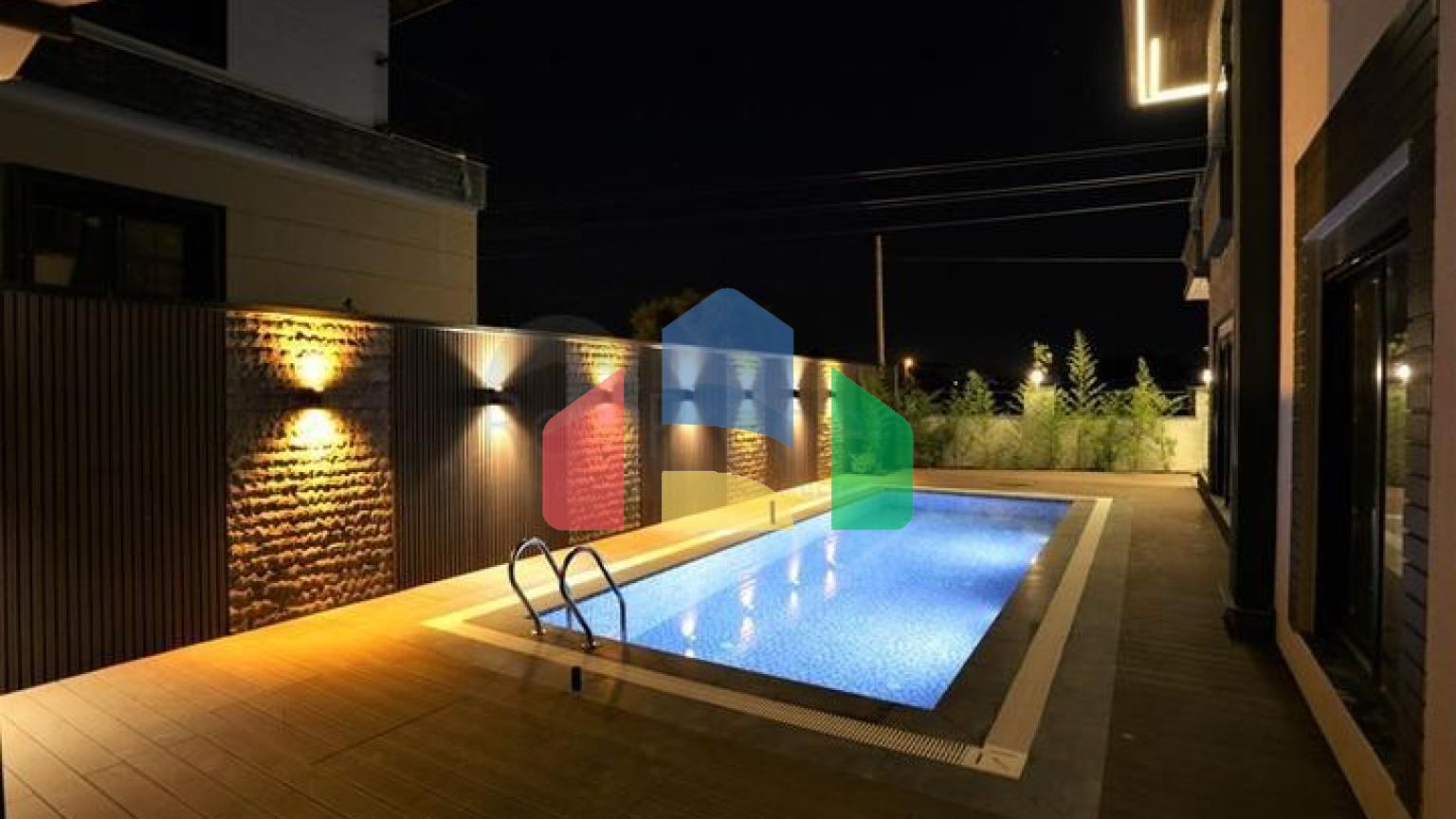 Вілла планування 5 + 1 в районі Дошемеалти - Анталія