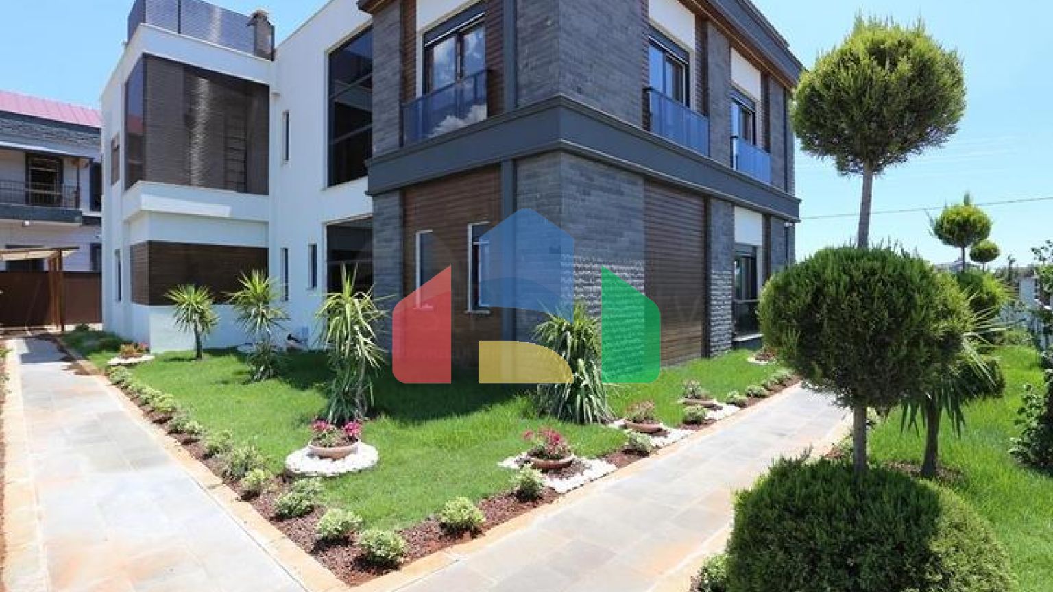 Вілла планування 5 + 1 в районі Дошемеалти - Анталія