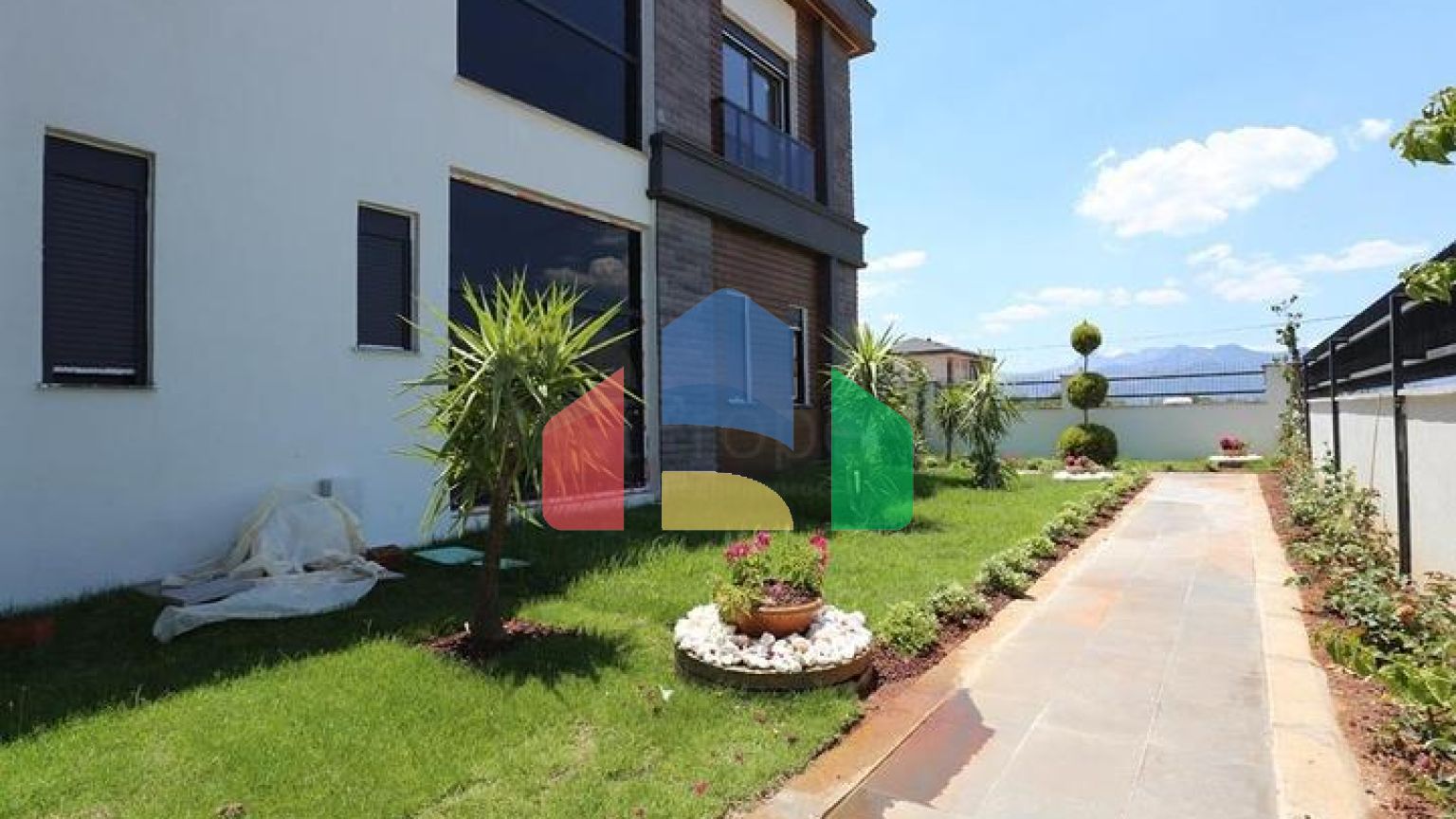 Вілла планування 5 + 1 в районі Дошемеалти - Анталія