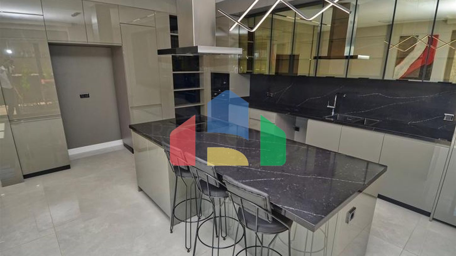 Новая элитная вилла планировки 5+1 в районе Дошемеалты - Анталия