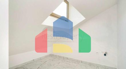 Простора вілла планування 6 + 1 в районі Дошемеалти - Анталія