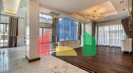 Простора вілла планування 6 + 1 в районі Дошемеалти - Анталія