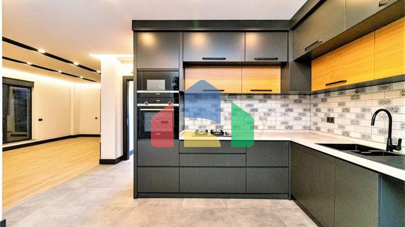 Вілли планування 4 + 1 в районі Дошемеалти - Анталія