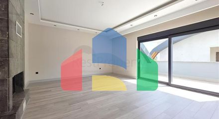 Просторий дуплекс 4 + 1 в районі Оба – поєднання затишку, тиші і якості