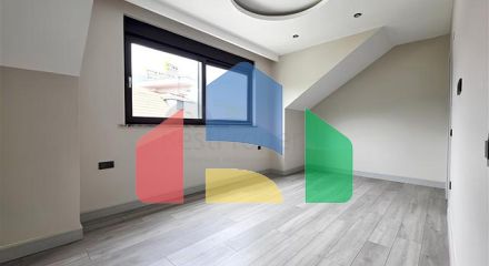 Просторий дуплекс 4 + 1 в районі Оба – поєднання затишку, тиші і якості