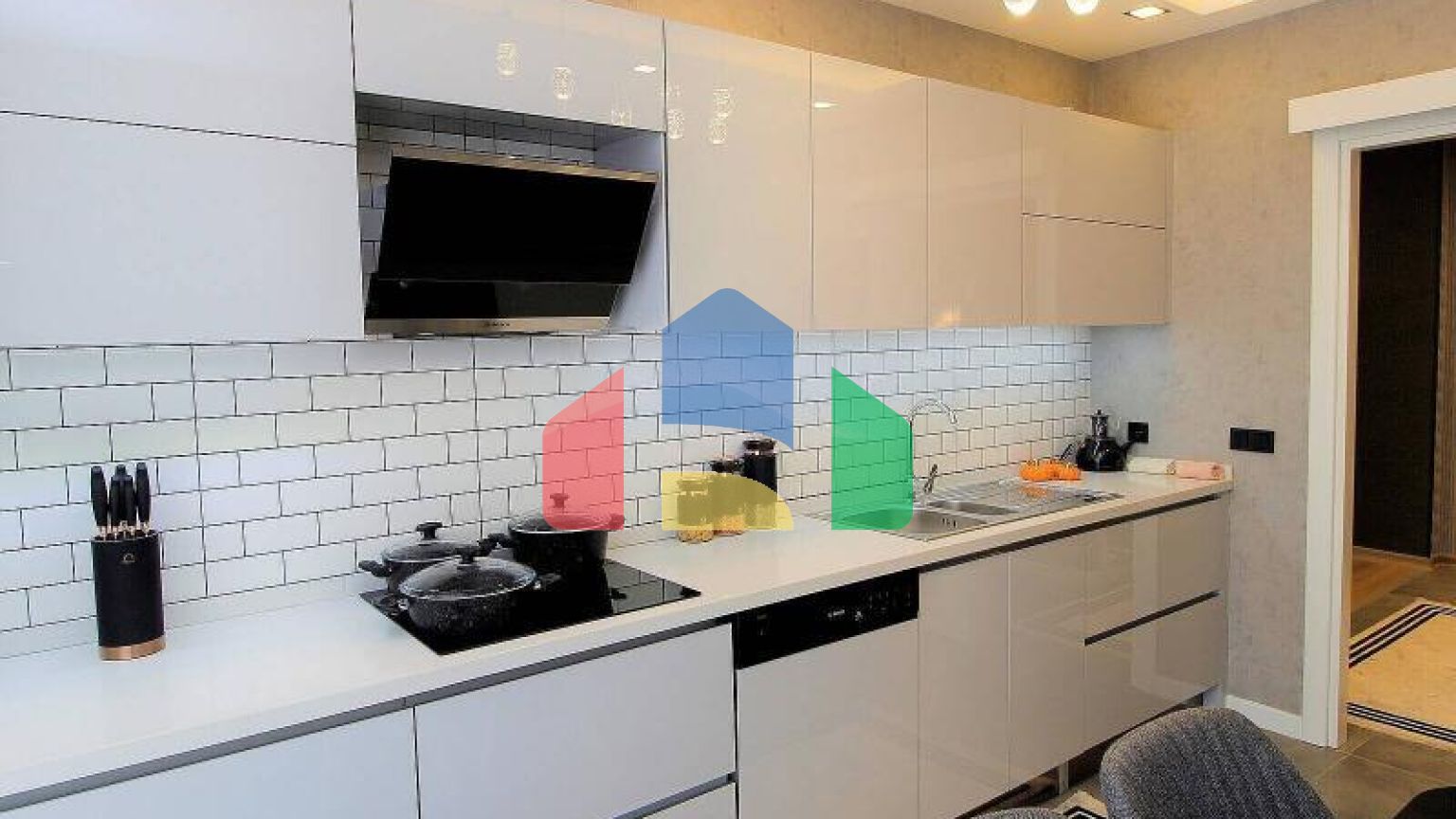 Квартира 1+1 с видом на море в Стамбуле