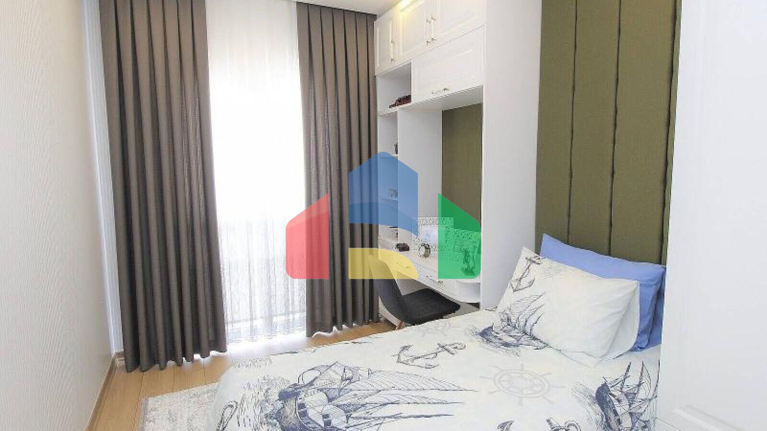 Квартира 1+1 с видом на море в Стамбуле