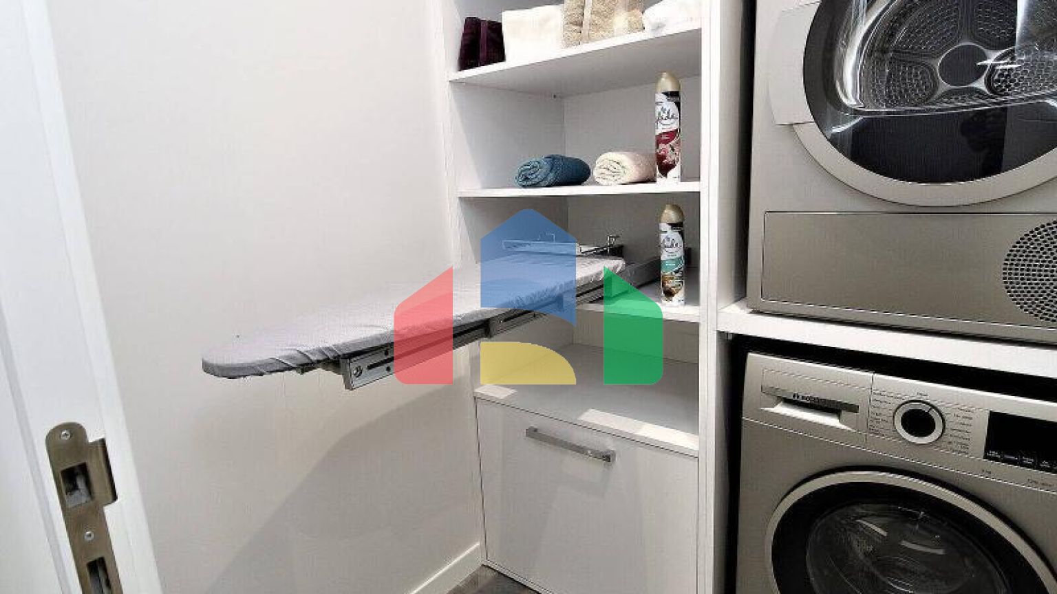 Квартира 1+1 с видом на море в Стамбуле