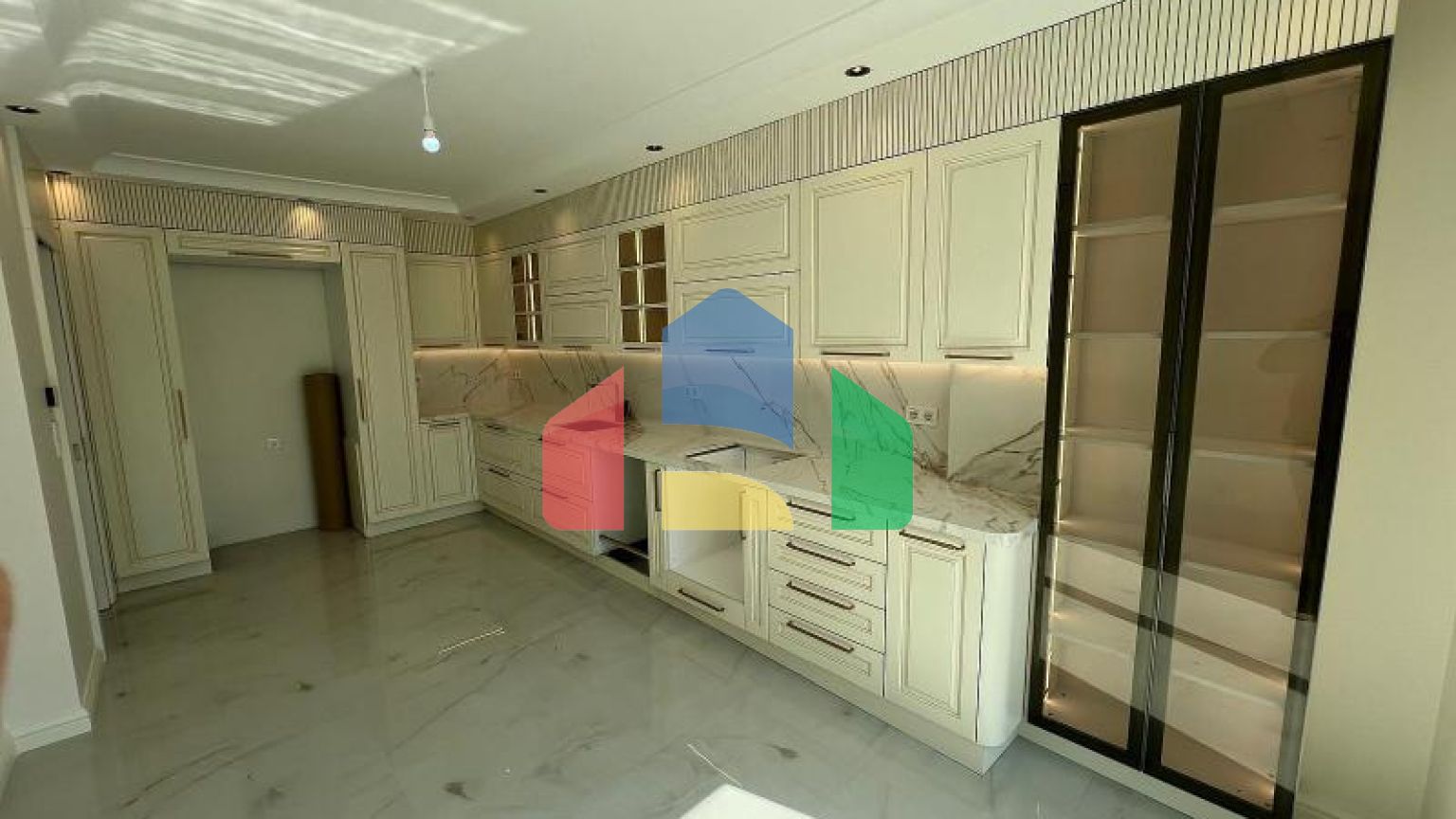 Вилла 7+2 в Стамбуле