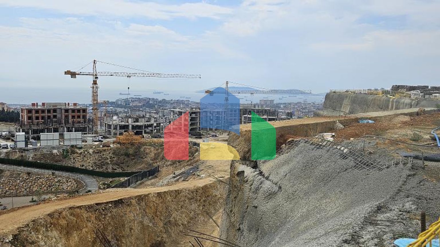 Квартира 2+1 с видом на море в Стамбуле