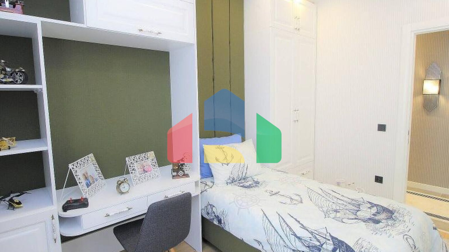 Квартира 3+1 с видом на море в Стамбуле