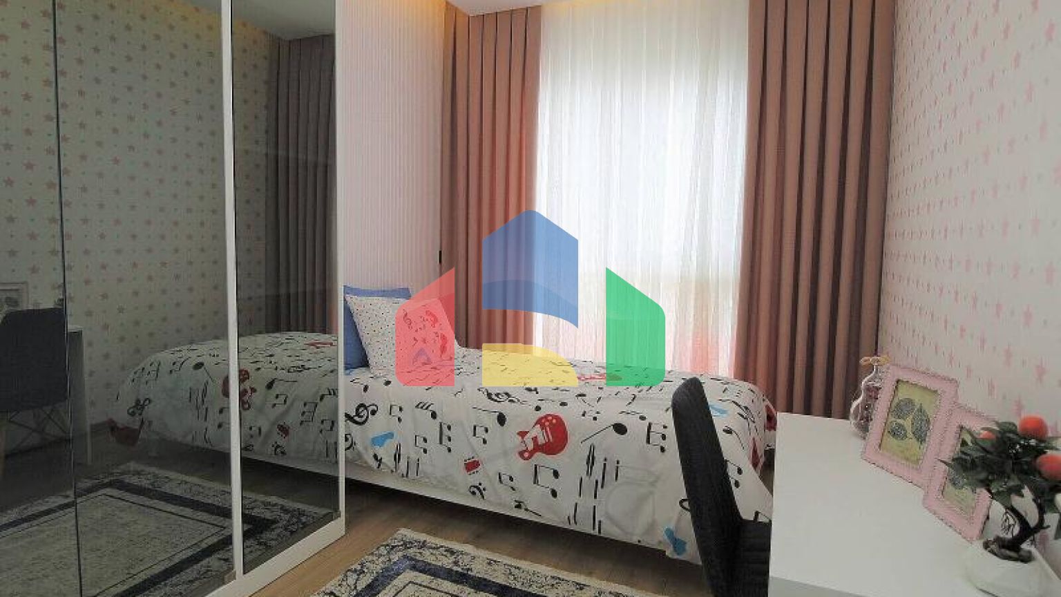 Квартира 3+1 с видом на море в Стамбуле