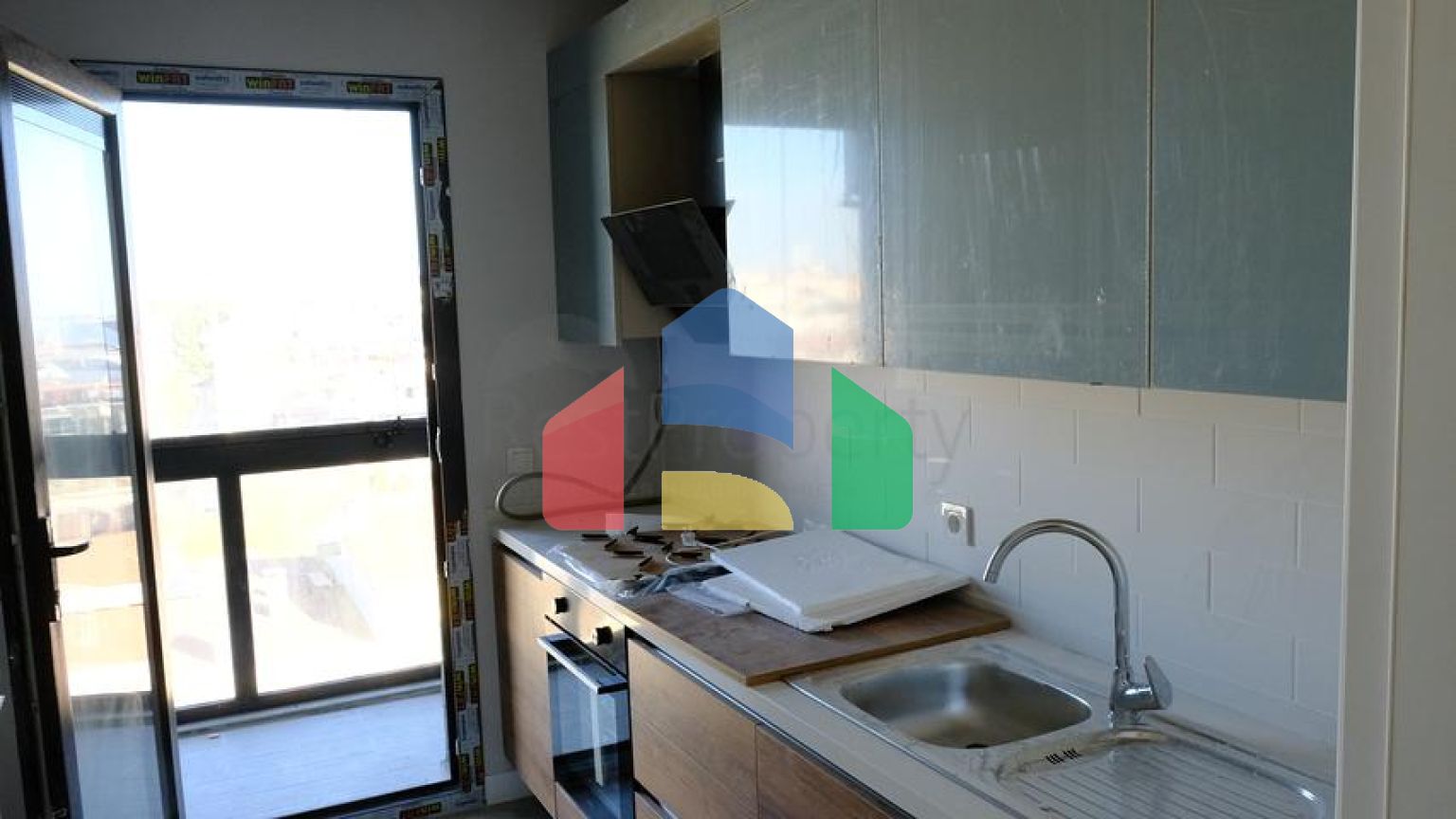 Квартира 2+1 в новом ЖК в 2х минутах от метро.