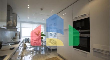 Апартаменти класу люкс на проспекті Багдад